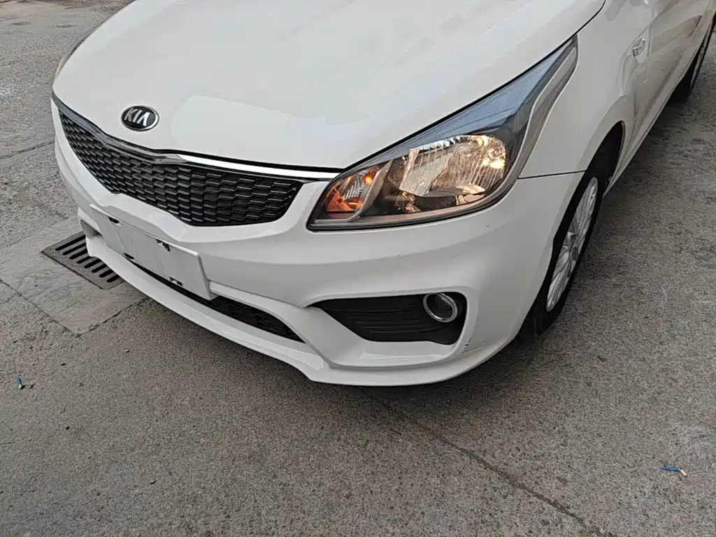 Kia K2 — миниатюра 24