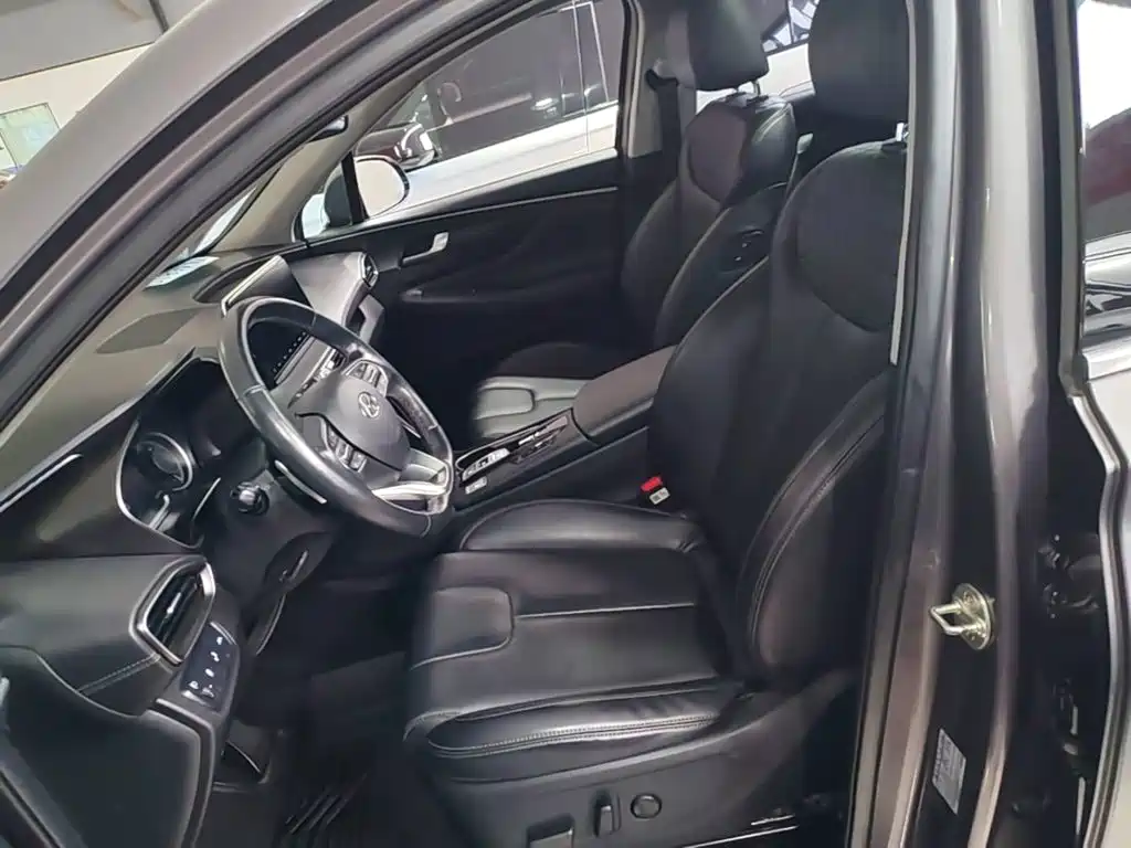 Hyundai Santa Fe — миниатюра 15