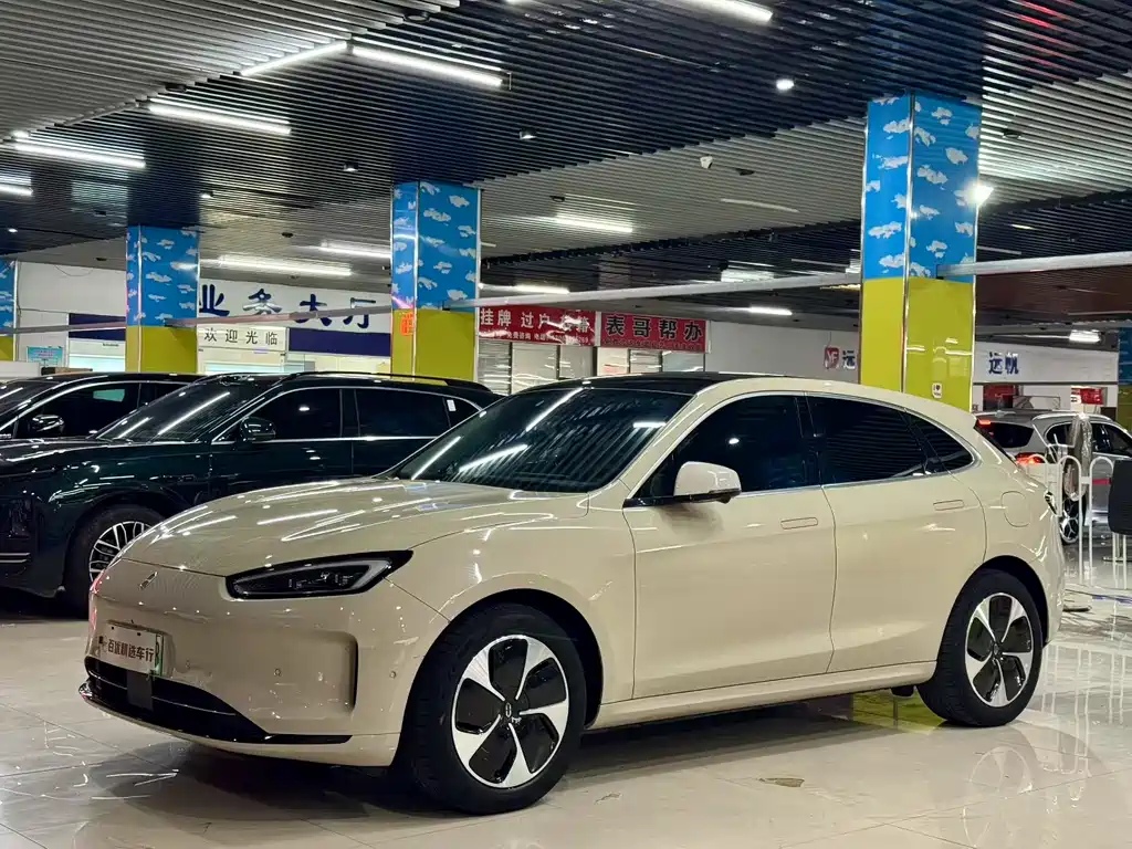 AITO AITO M5