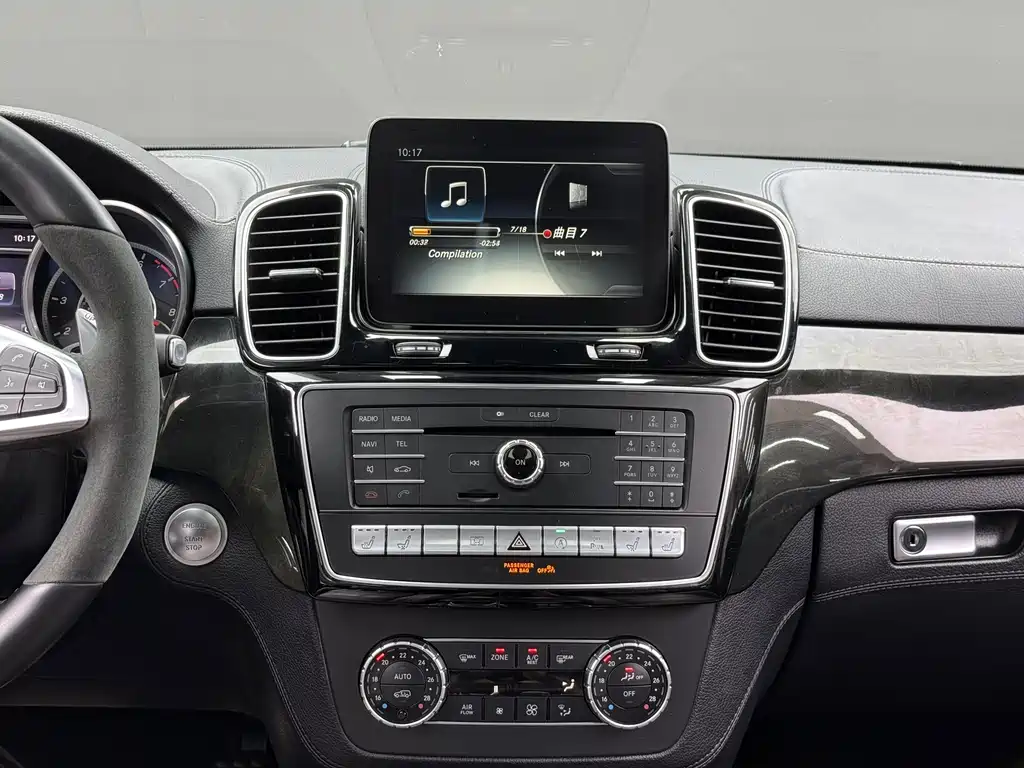 Mercedes-Benz GLS A MG 2016 AMG GLS 63 4MATIC