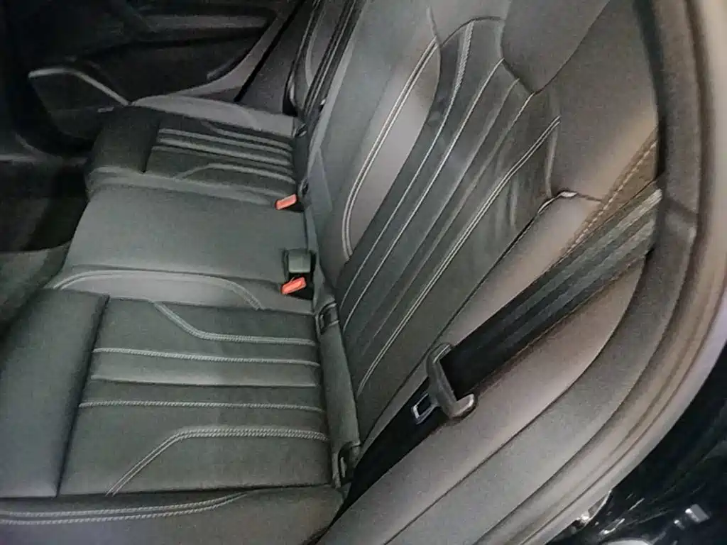 Audi Q5L — миниатюра 22