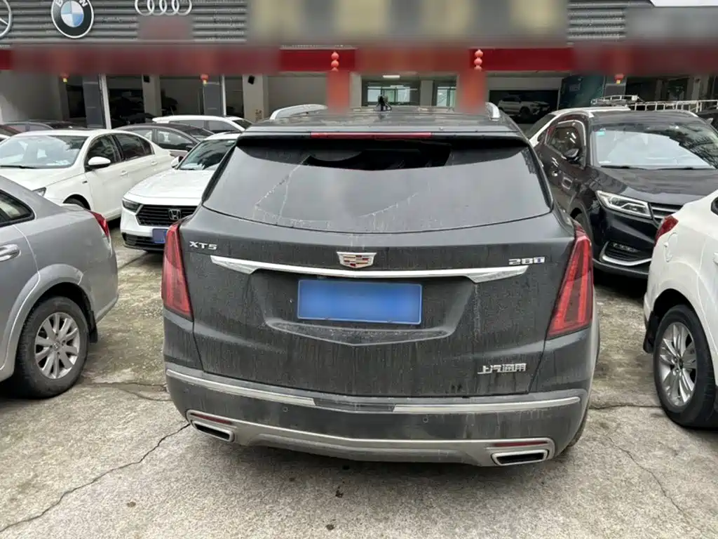 Cadillac XT5 — миниатюра 7