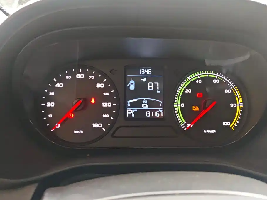 Roewe Clever — миниатюра 14