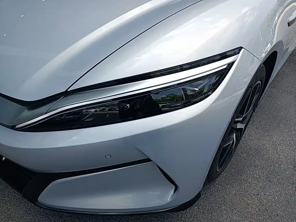 BYD Хань Ли — миниатюра 24