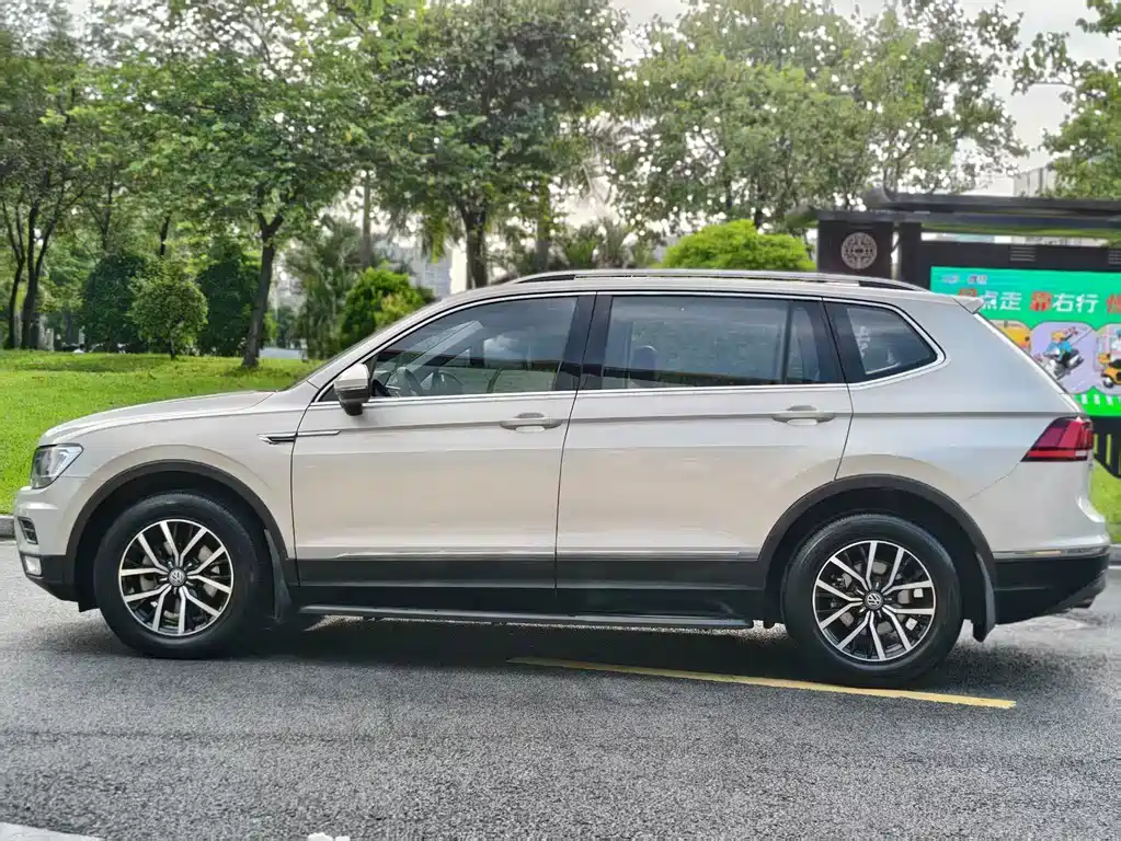 Volkswagen Tiguan L — миниатюра 4