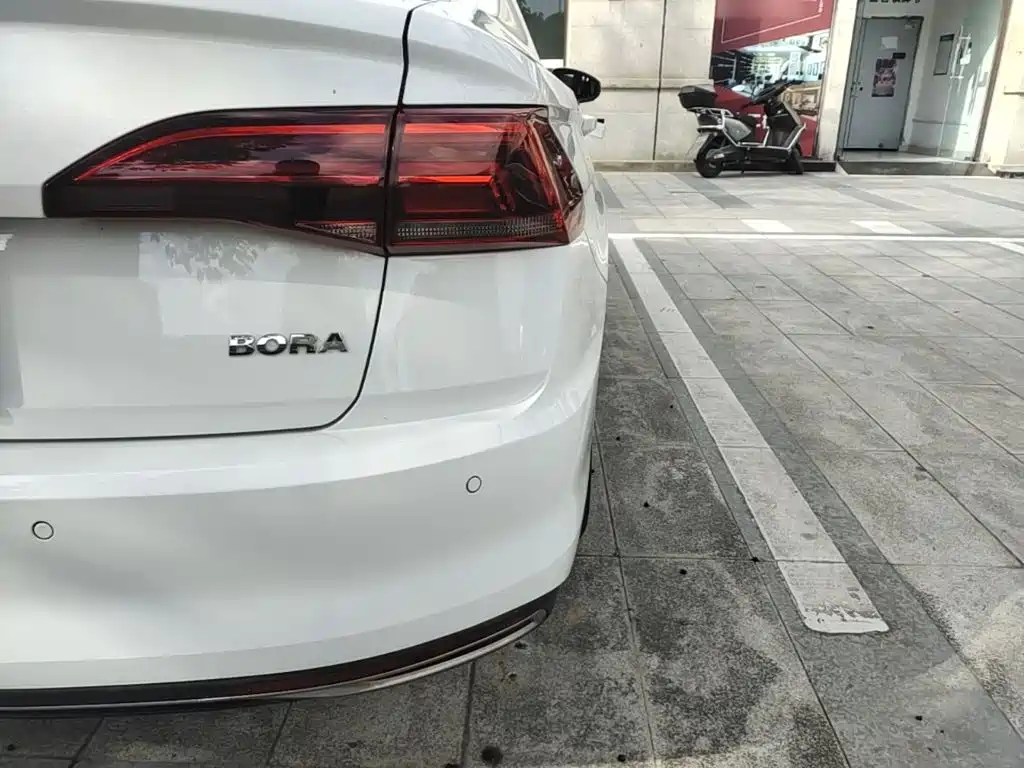 Volkswagen Bora — миниатюра 8