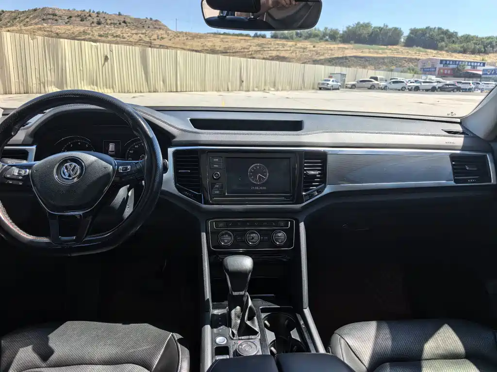 Volkswagen Teramont — миниатюра 5