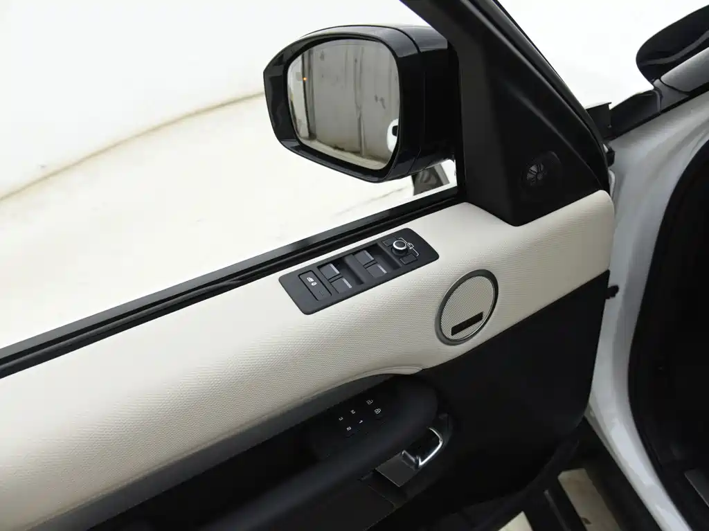 Land Rover Discovery — миниатюра 11