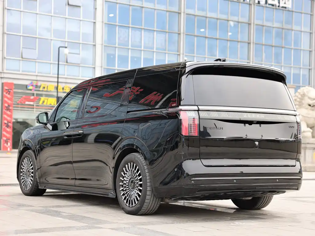 ZEEKR EXTREME KRYPTON 009