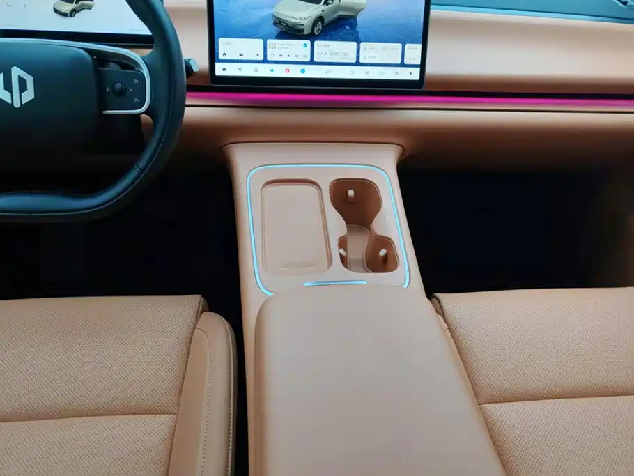 Leapmotor Leapmotor C10 — миниатюра 16