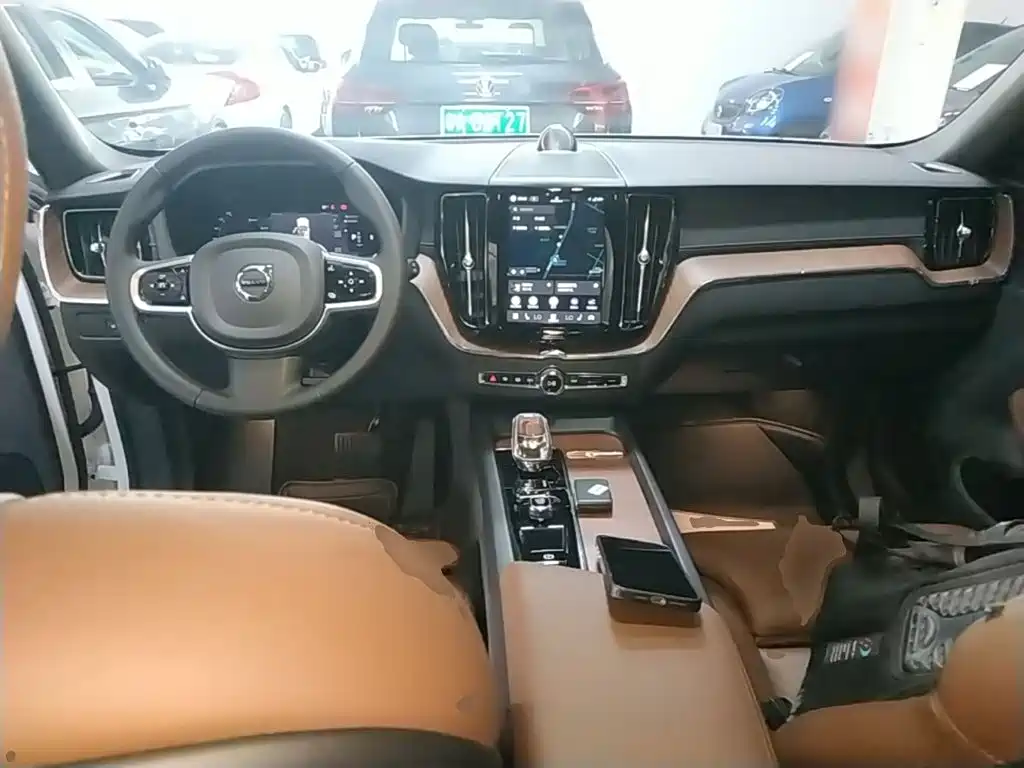 Volvo XC60 — миниатюра 10