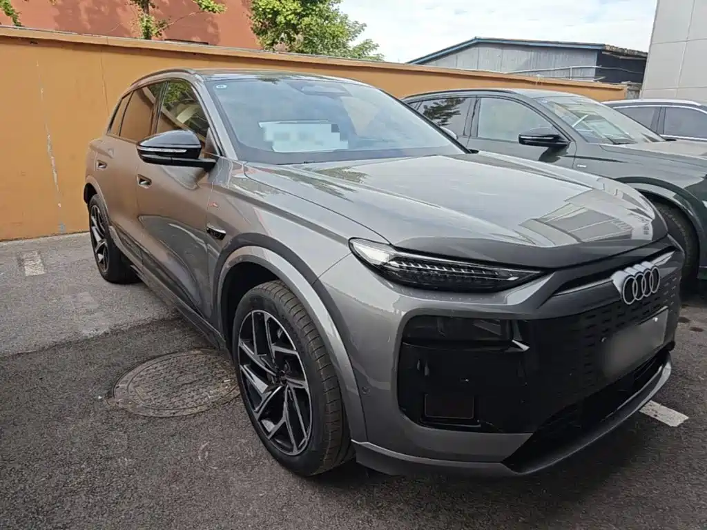 Audi Q6L e-tron — миниатюра 4
