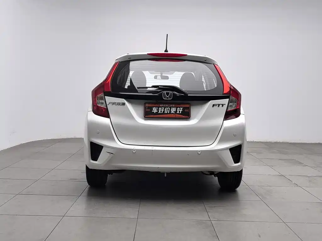 Honda Fit — миниатюра 4