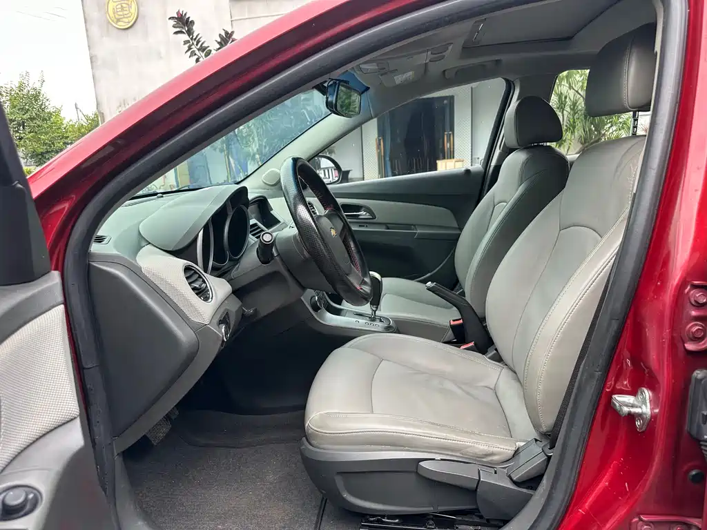 Chevrolet Cruze 2013 1.6L SL MT