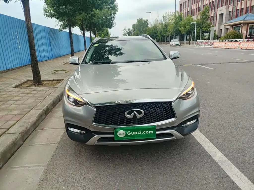 Infiniti QX30 — миниатюра 3