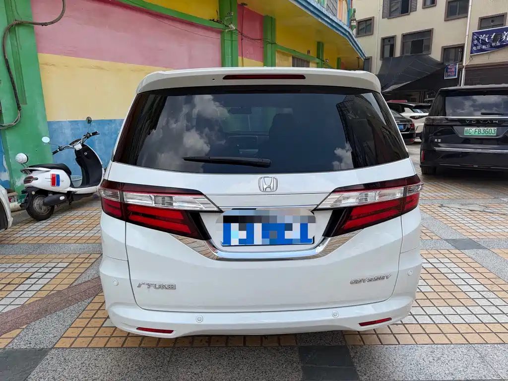 Honda Odyssey — миниатюра 4