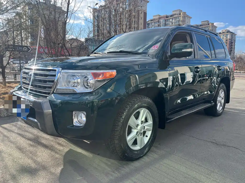 Toyota Land Cruiser 2014