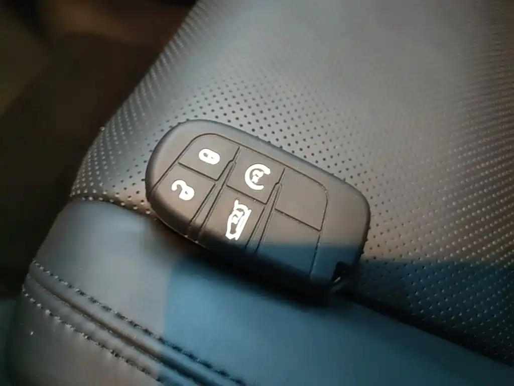 Jeep Grand Cherokee (Import) — миниатюра 9