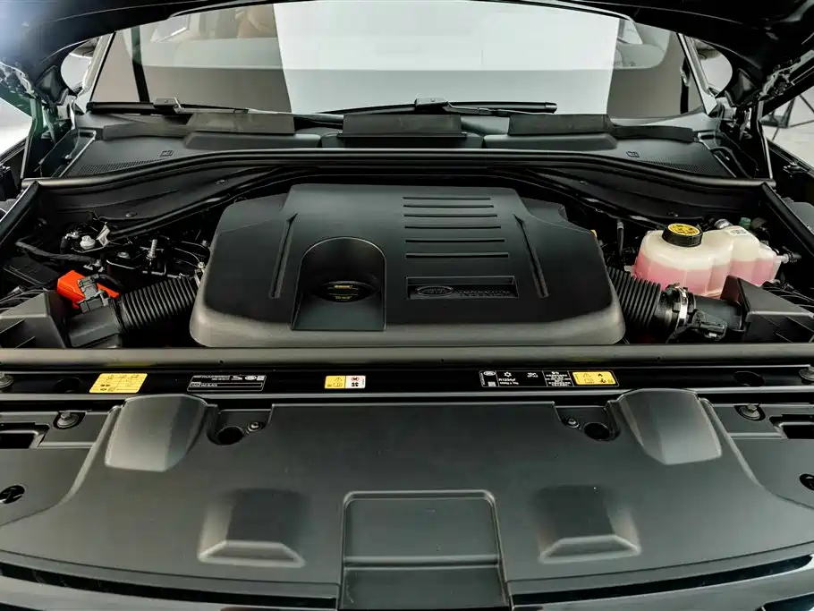 Land Rover Range Rover — миниатюра 24
