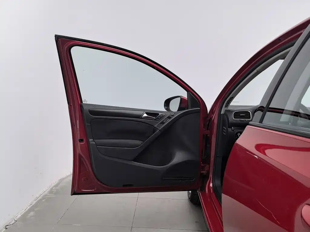 Volkswagen Golf — миниатюра 8