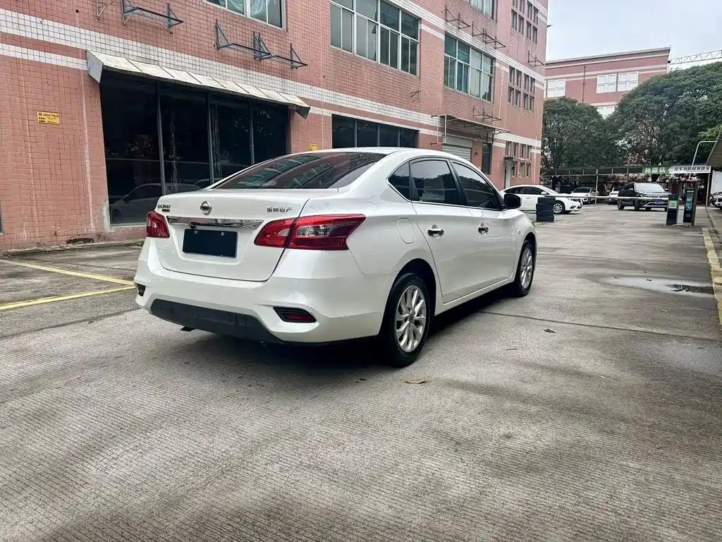 Nissan Sylphy — миниатюра 4
