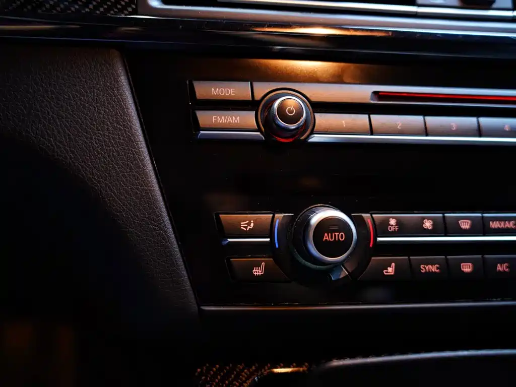 BMW M6 — миниатюра 4