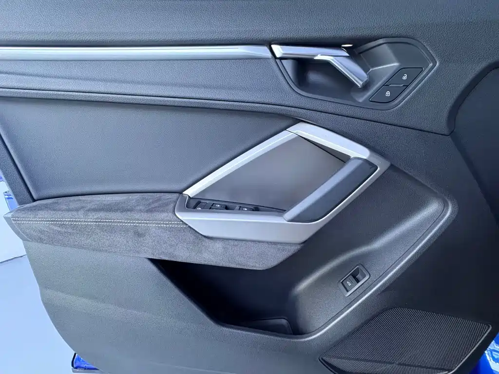 Audi Q3 — миниатюра 16