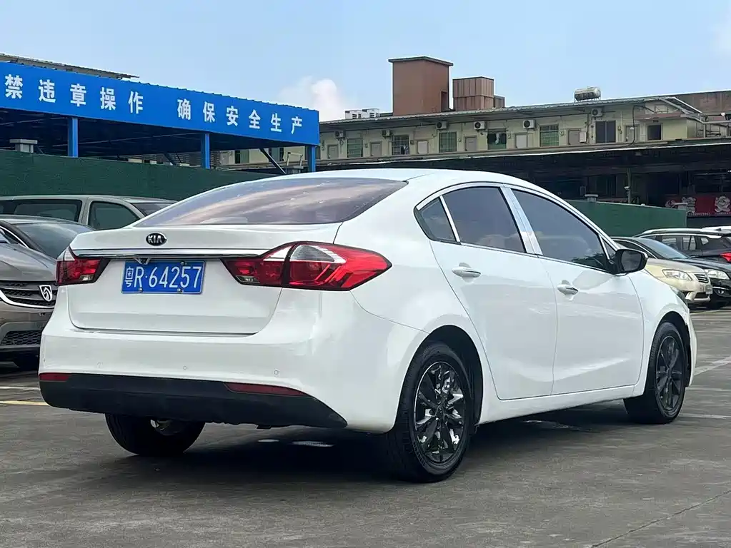 Kia K3 — миниатюра 4
