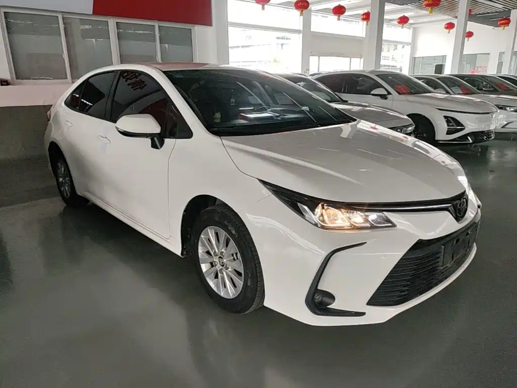 Toyota Corolla — миниатюра 4
