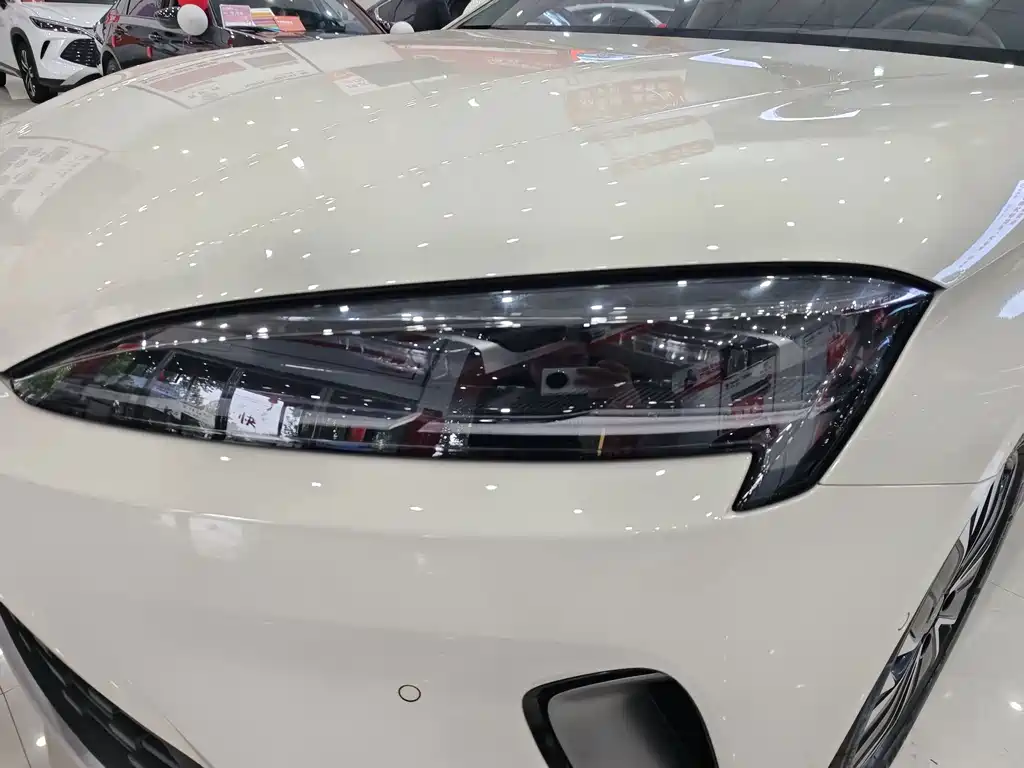 BYD 海豹07 EV — миниатюра 11