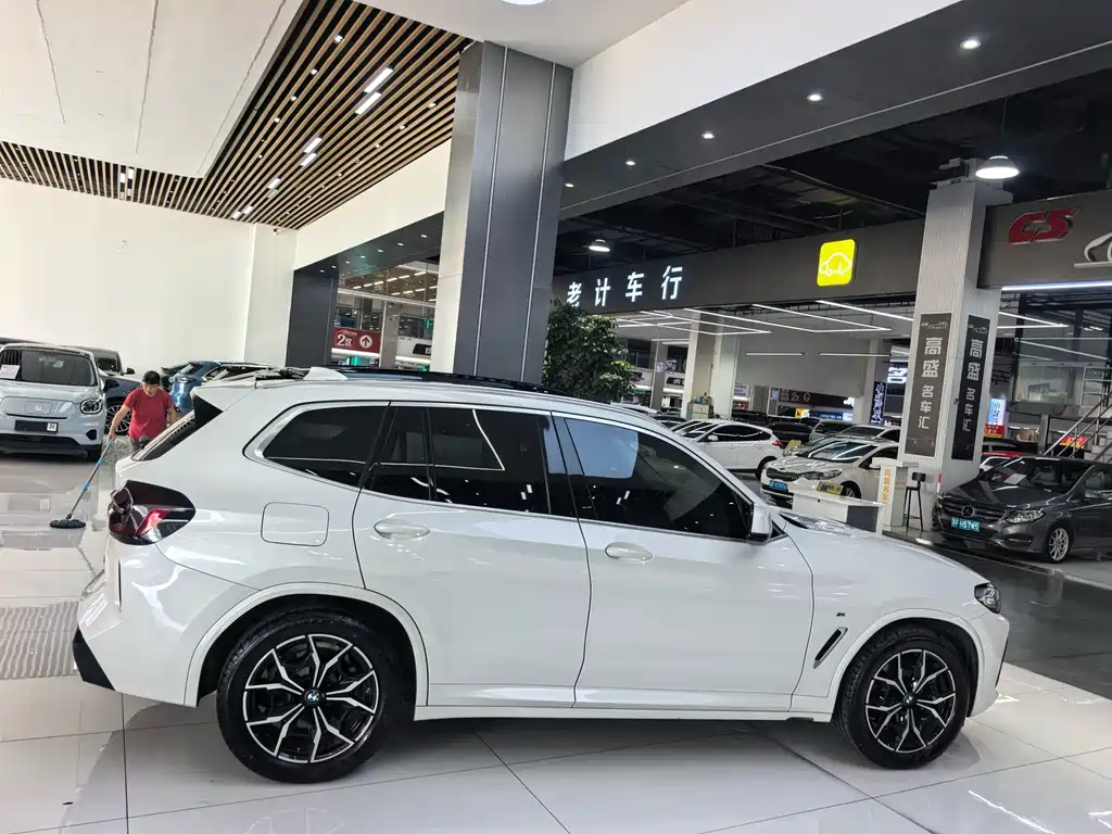 BMW X3 — миниатюра 16