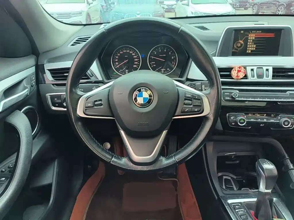 BMW X1 — миниатюра 11