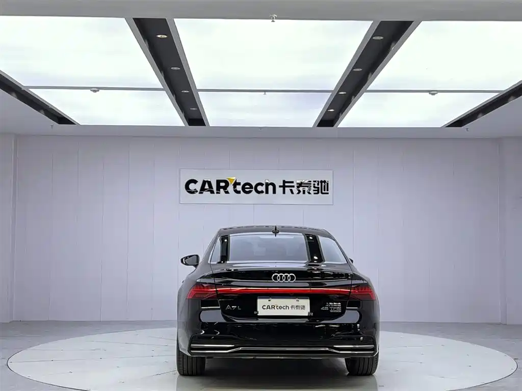 Audi A7L 2024 45 TFSI quattro
