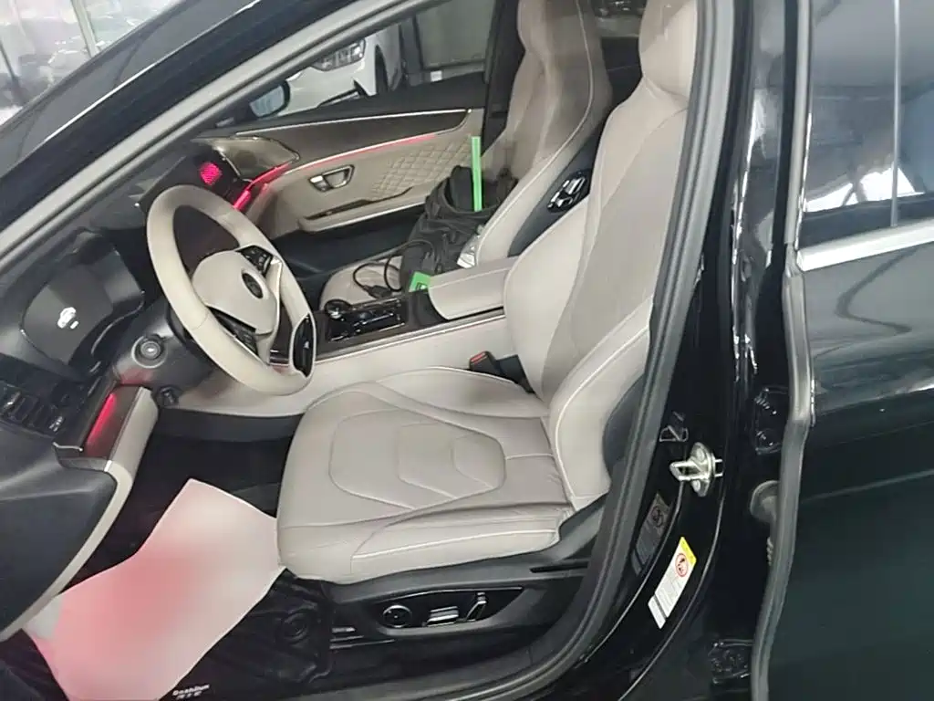 BYD Han — миниатюра 15