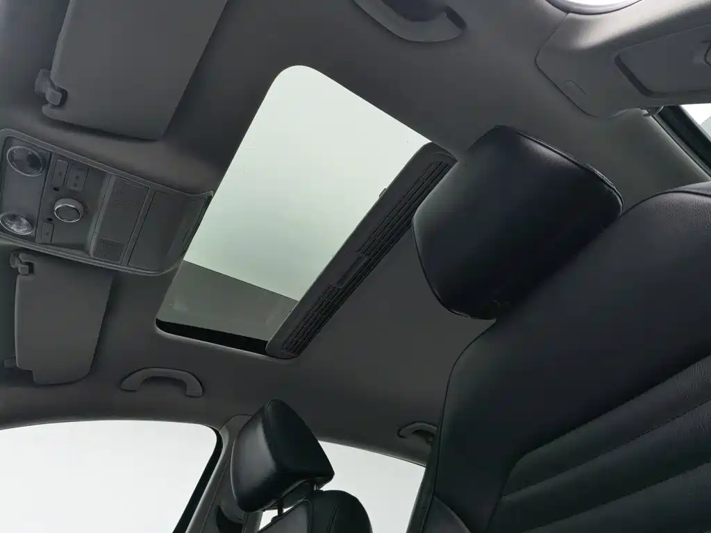 Volkswagen Magotan — миниатюра 14
