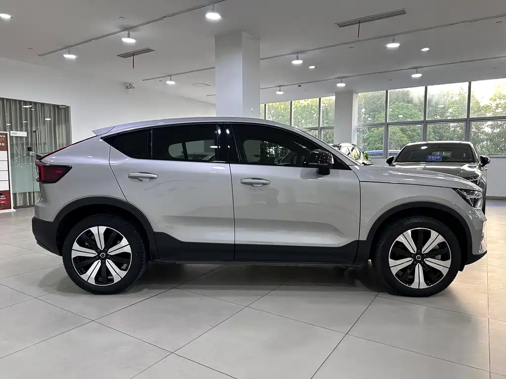 Volvo C40 — миниатюра 4