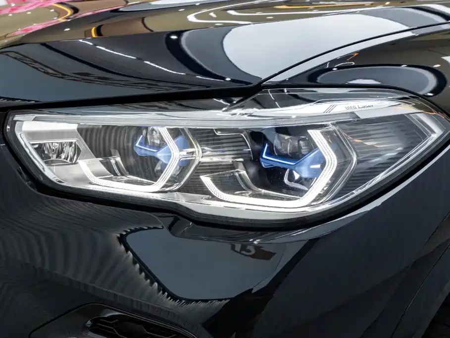 BMW X5 — миниатюра 8