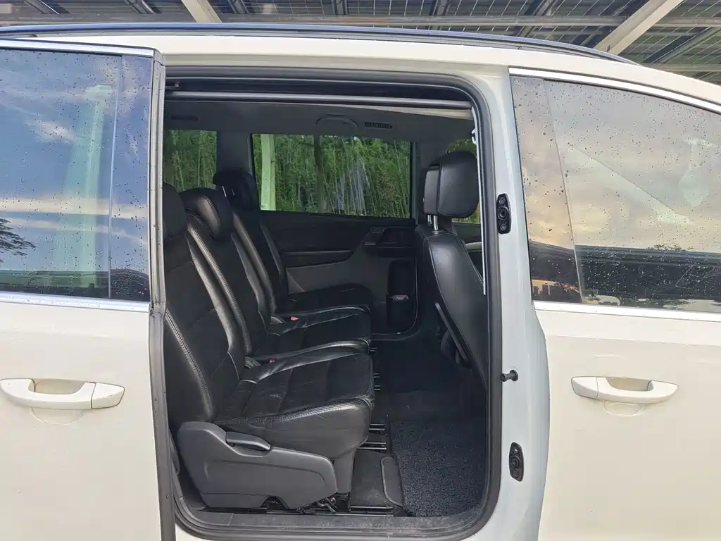 Volkswagen Sharan — миниатюра 13