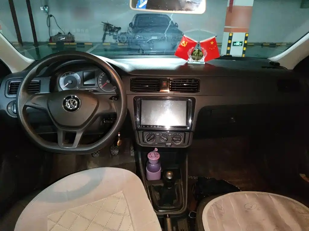 Volkswagen Santana — миниатюра 5