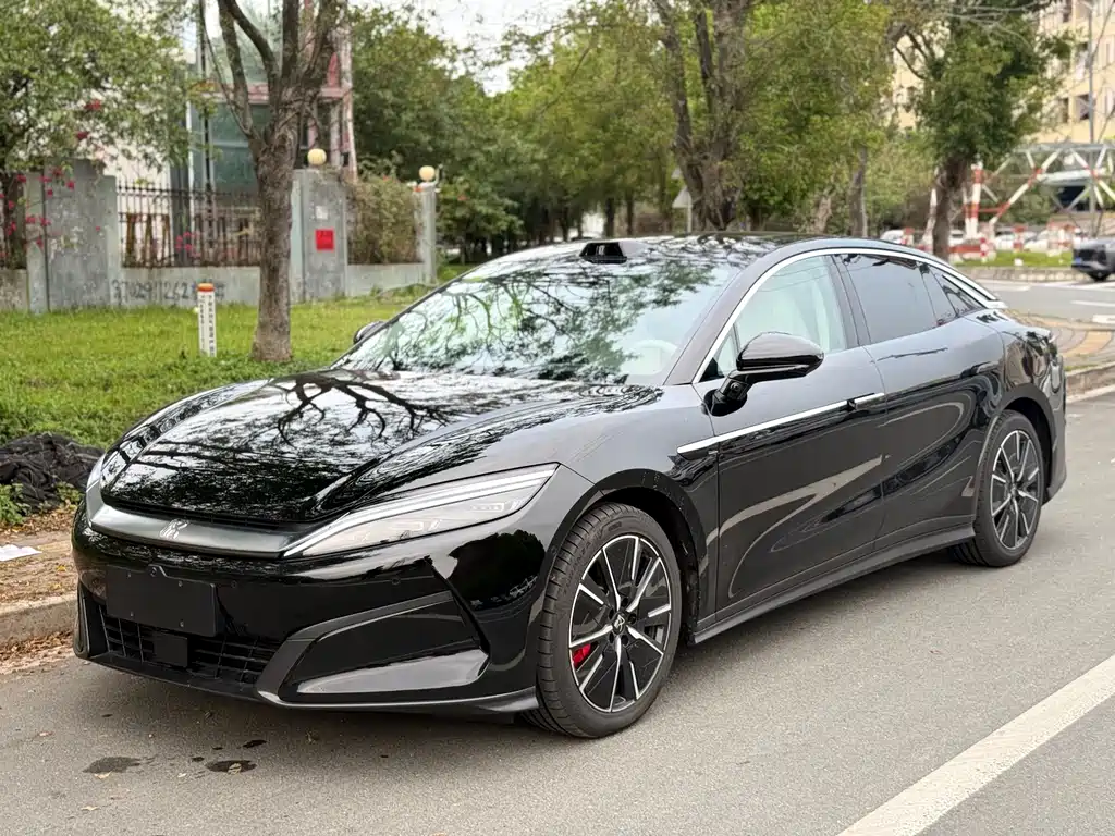 2026 BYD Han - zdjęcie 1 z 11
