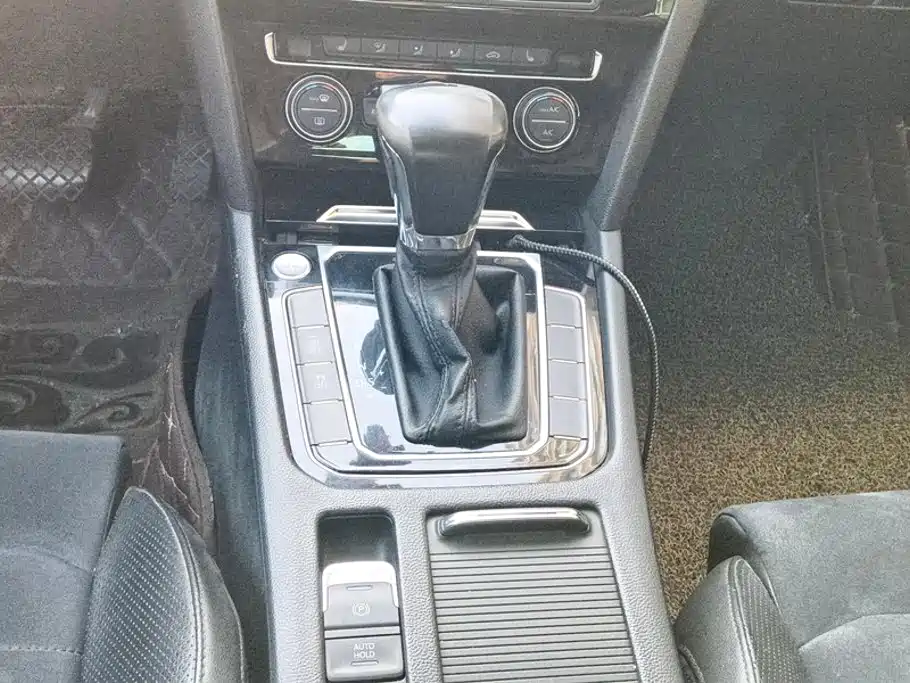 Volkswagen Magotan — миниатюра 16