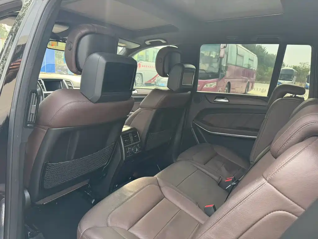 Mercedes-Benz GL-Class — миниатюра 5