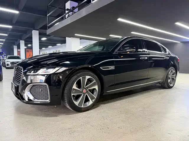 JAGUAR XFL