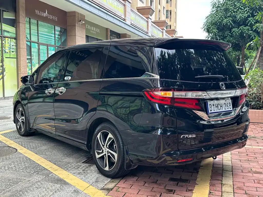 Honda Odyssey — миниатюра 6