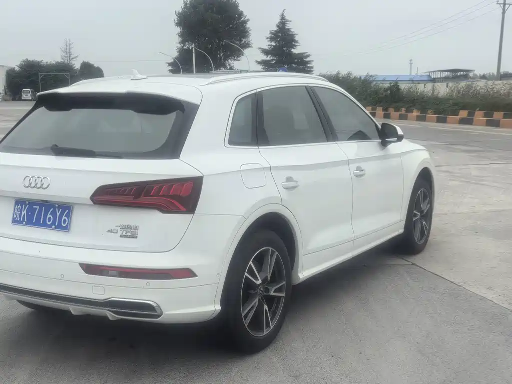 Audi Q5L — миниатюра 5