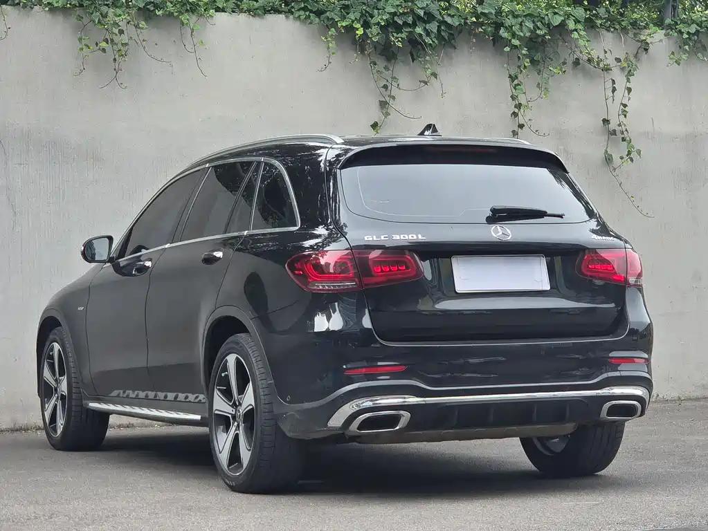 Mercedes-Benz GLC 2020 GLC 300 L 4MATIC Luxury