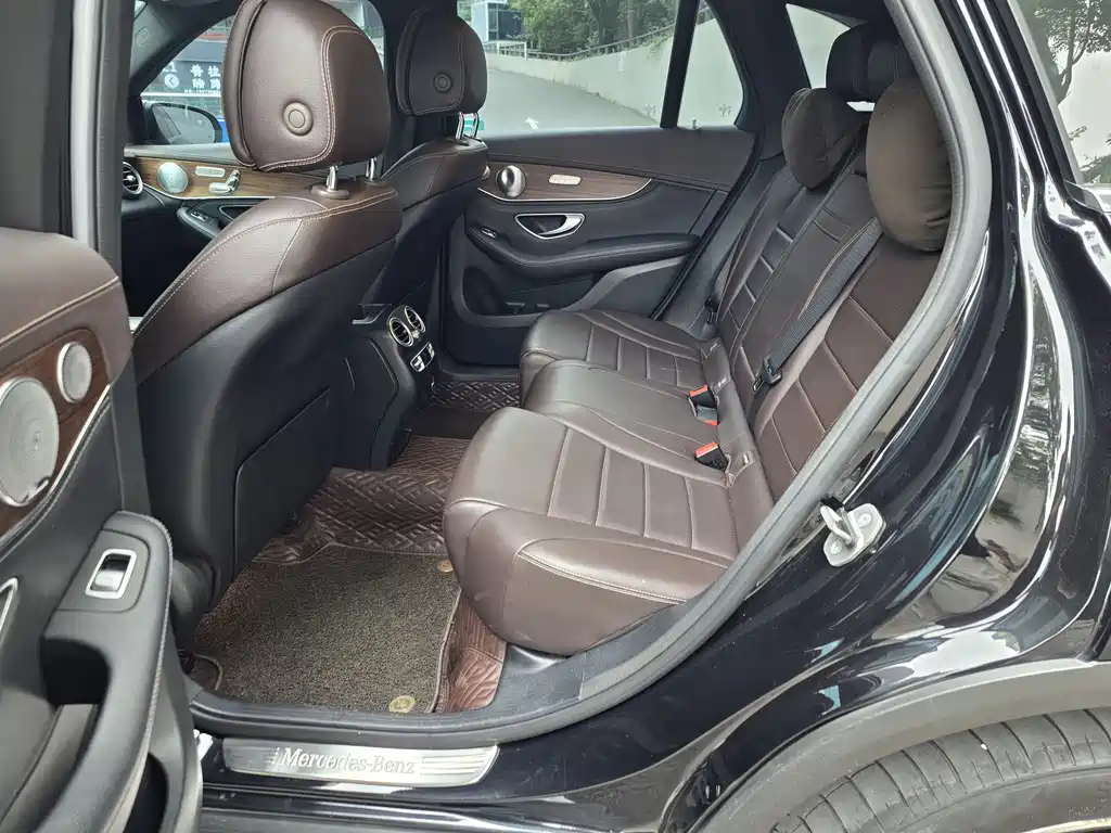 Mercedes-Benz GLC 2020 GLC 300 L 4MATIC Luxury