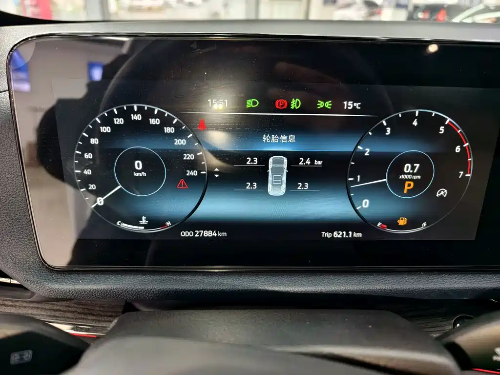 Ford Equator Sport — миниатюра 10