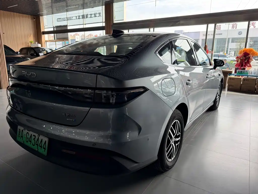 BYD Seal 05 DM-i — миниатюра 4
