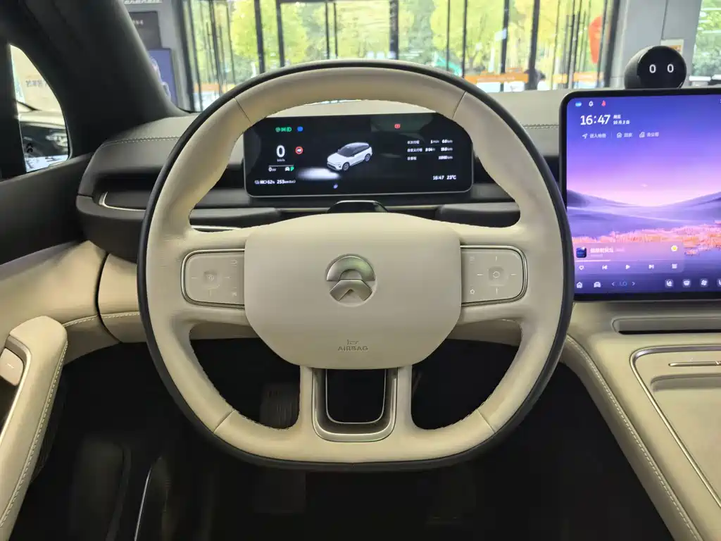 NIO ES6 — миниатюра 14